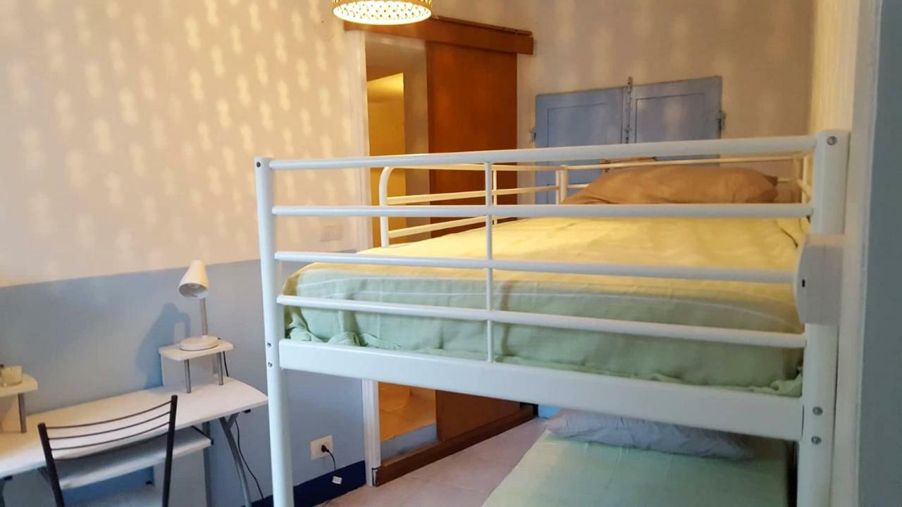 B&B Carmela San Terenzo Eksteriør billede